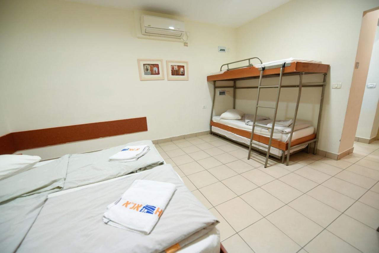 Hi - Arad Hostel Eksteriør bilde
