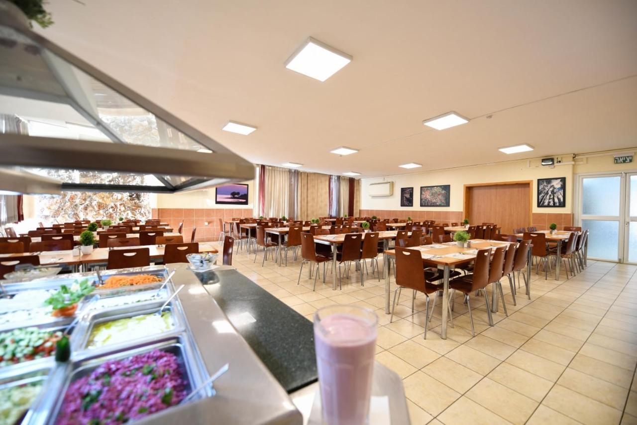 Hi - Arad Hostel Eksteriør bilde
